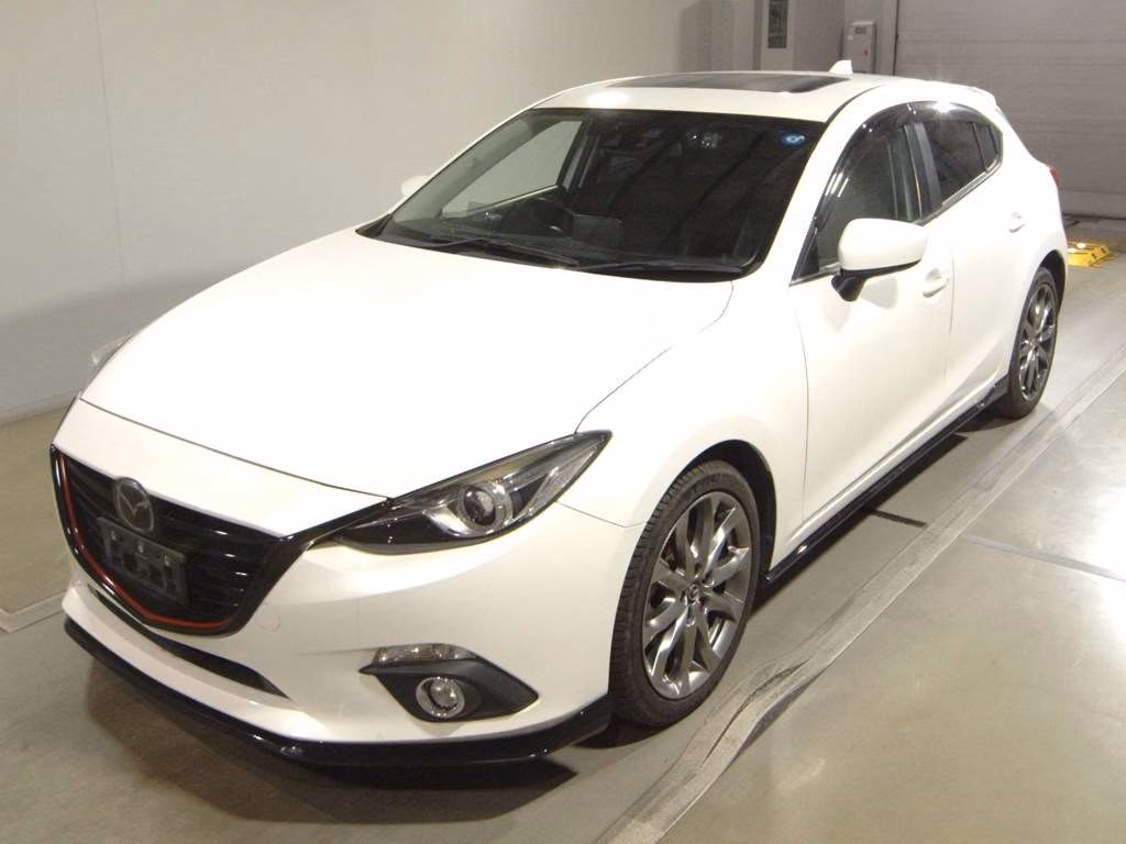 MAZDA AXELA