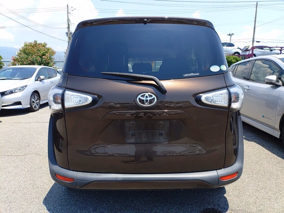 TOYOTA SIENTA