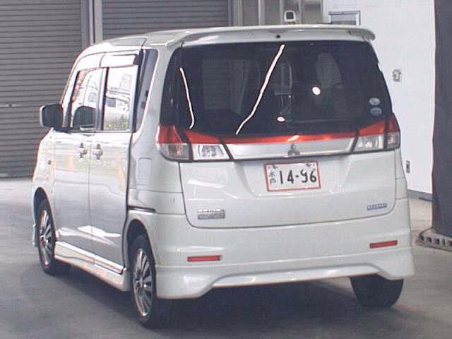 MITSUBISHI DELICA D:2