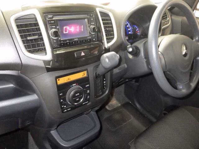 MITSUBISHI DELICA D:2