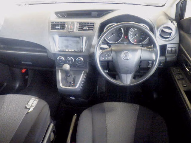NISSAN LAFESTA