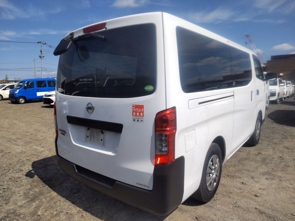 NISSAN NV350 CARAVAN