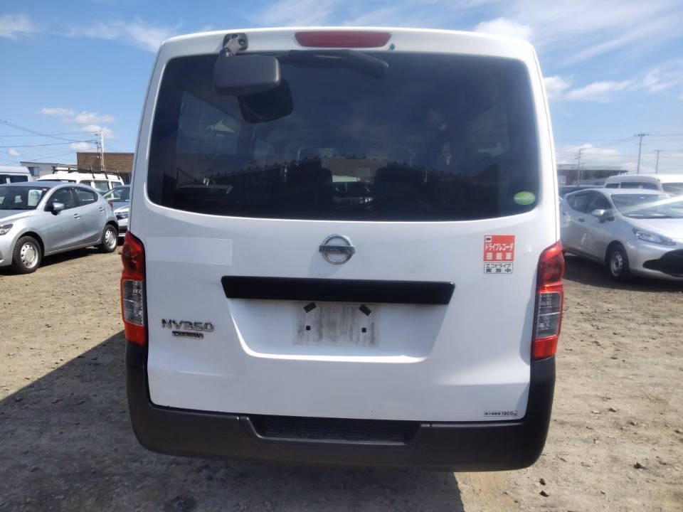 NISSAN NV350 CARAVAN
