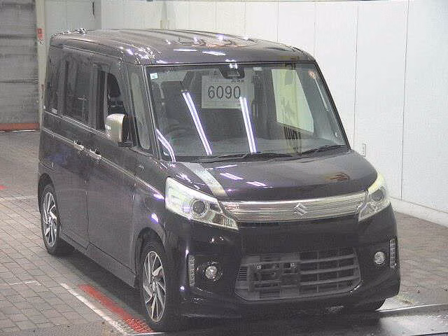 Suzuki Spacia