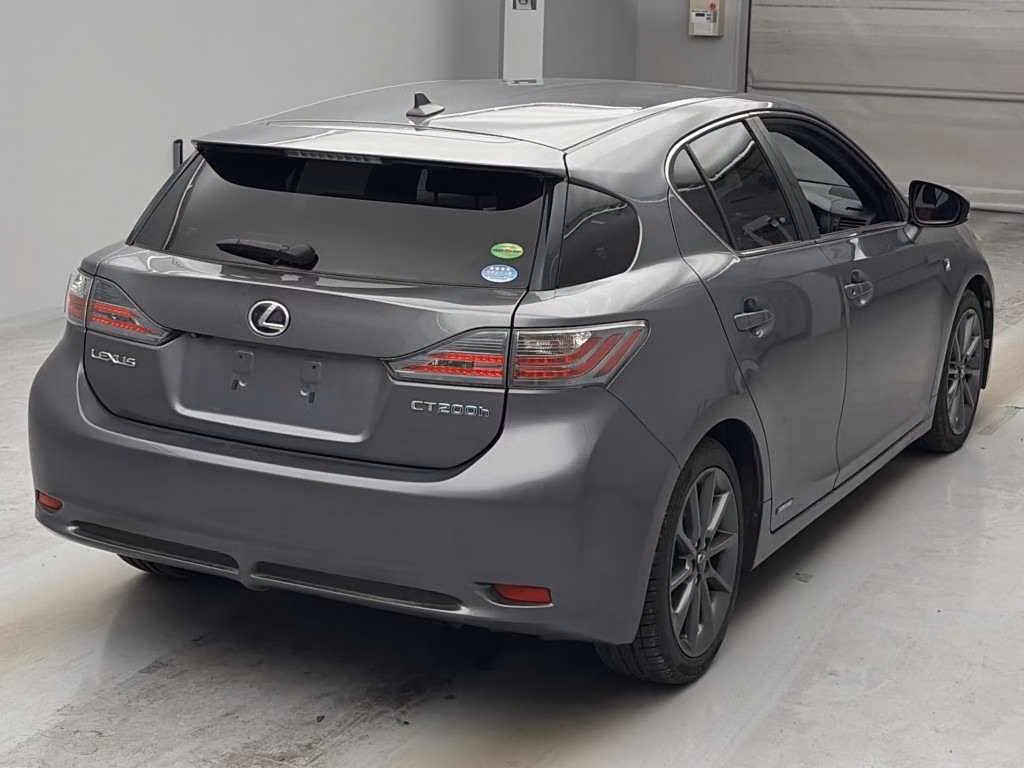 LEXUS CT200H