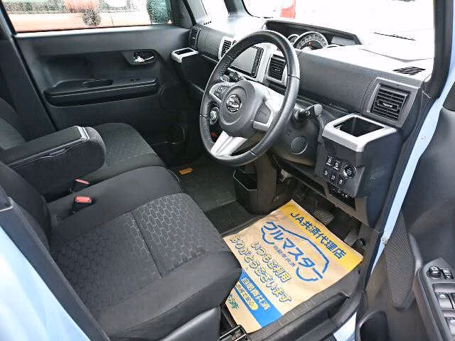 DAIHATSU WAKE