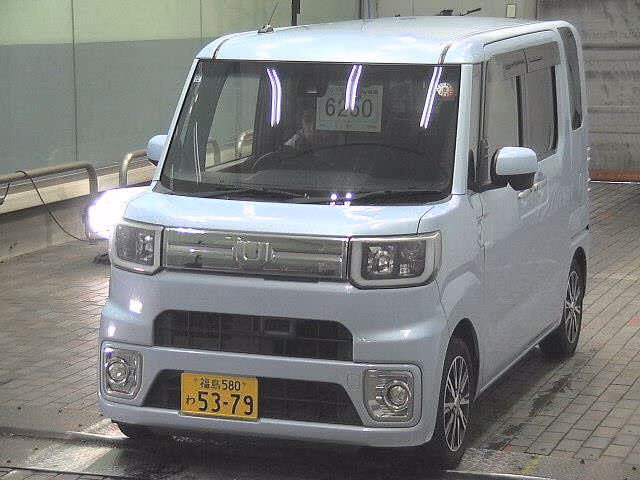 DAIHATSU WAKE