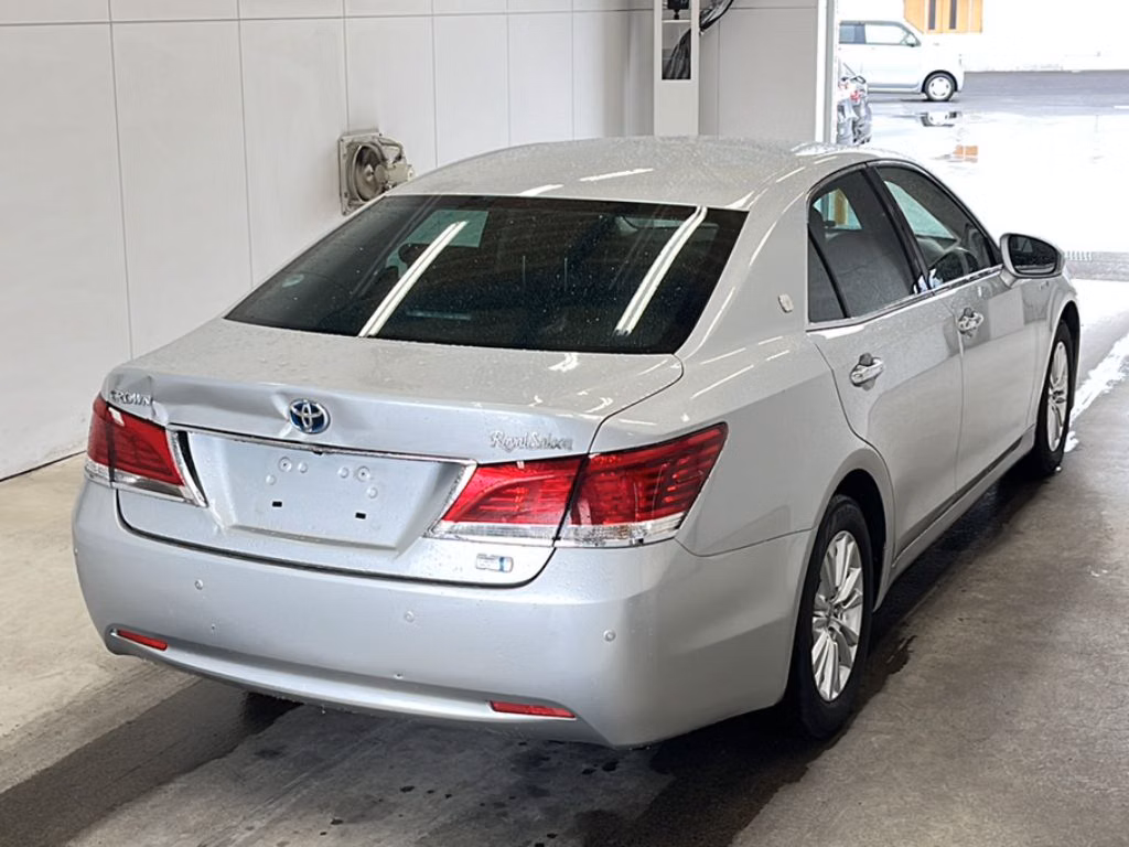 TOYOTA CROWN