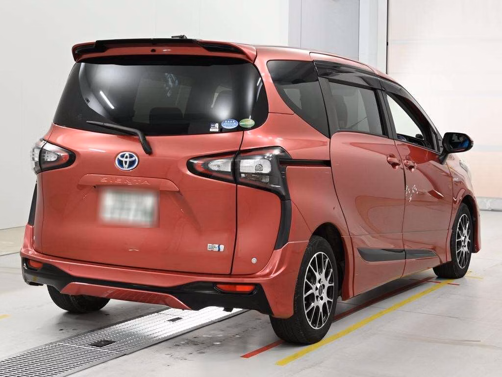 TOYOTA SIENTA