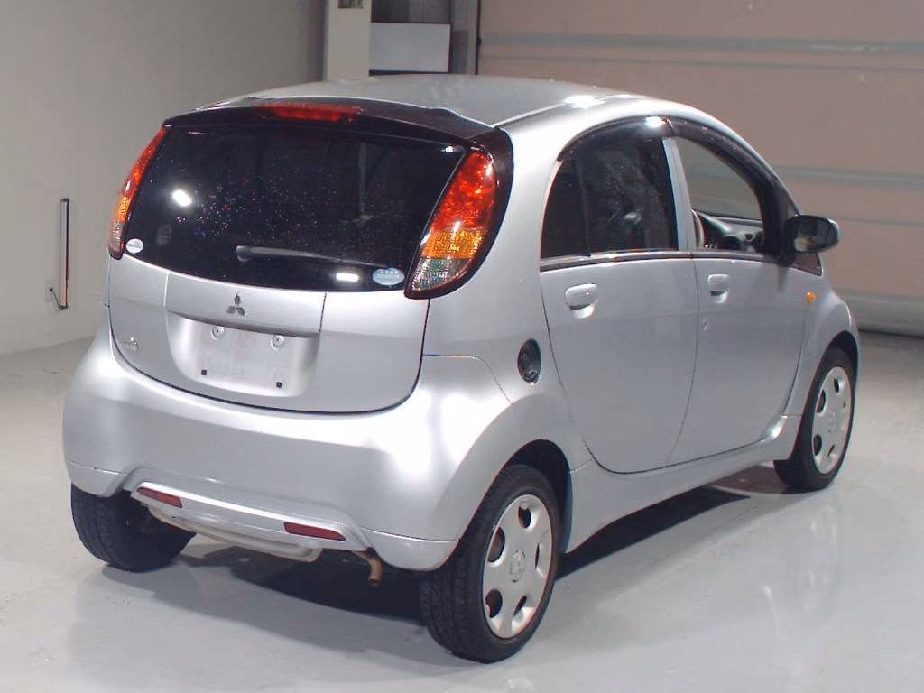 MITSUBISHI I