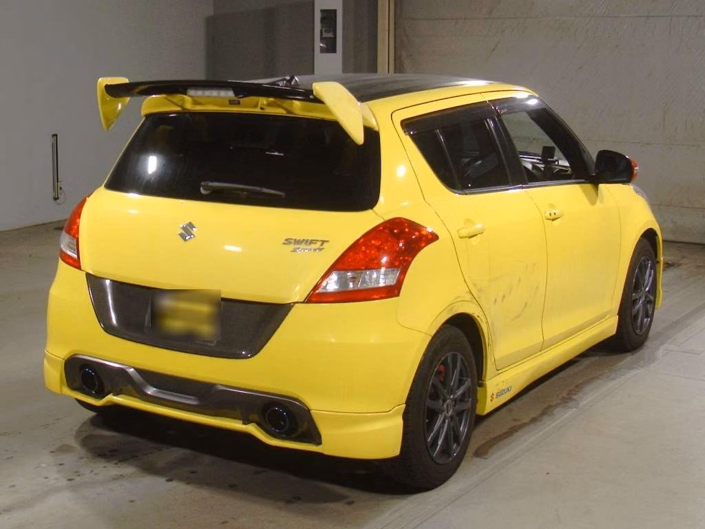 SUZUKI SWIFT