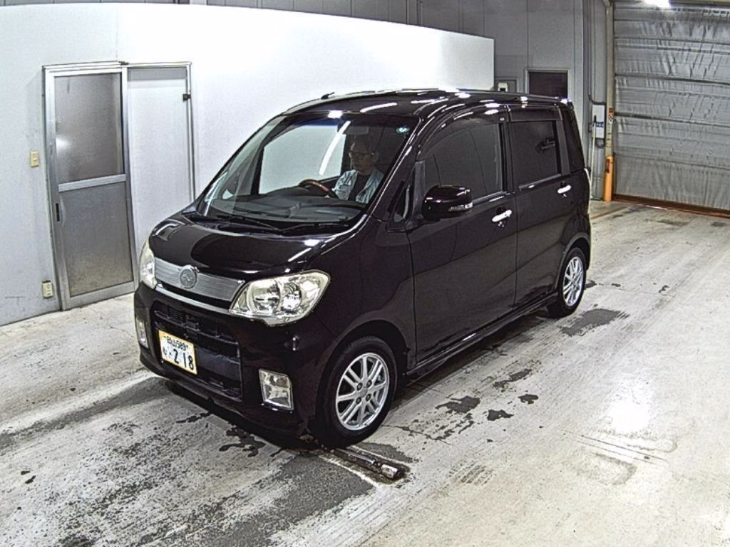 DAIHATSU TANTO EXE