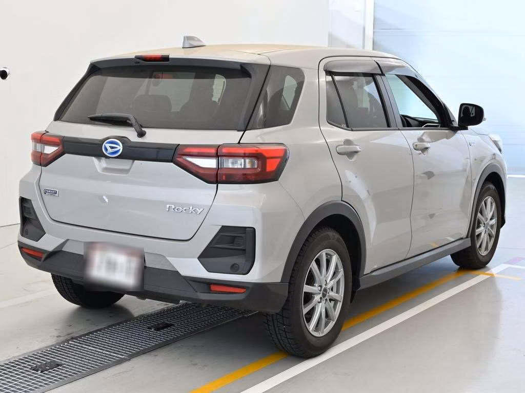 DAIHATSU ROCKY