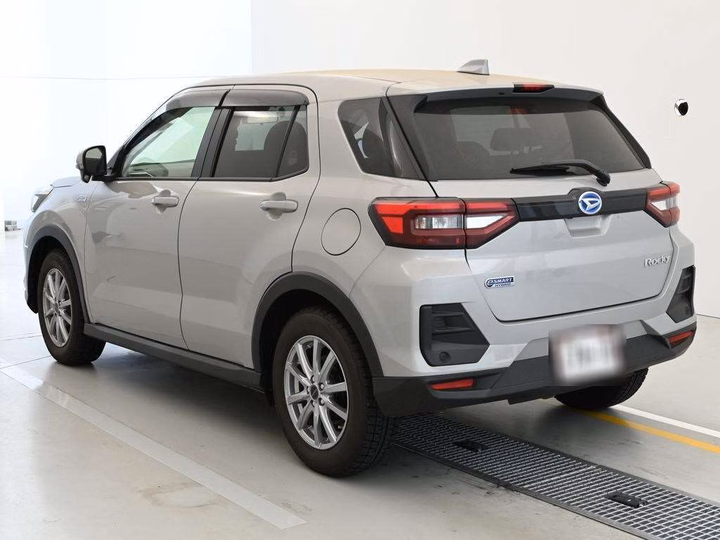 DAIHATSU ROCKY