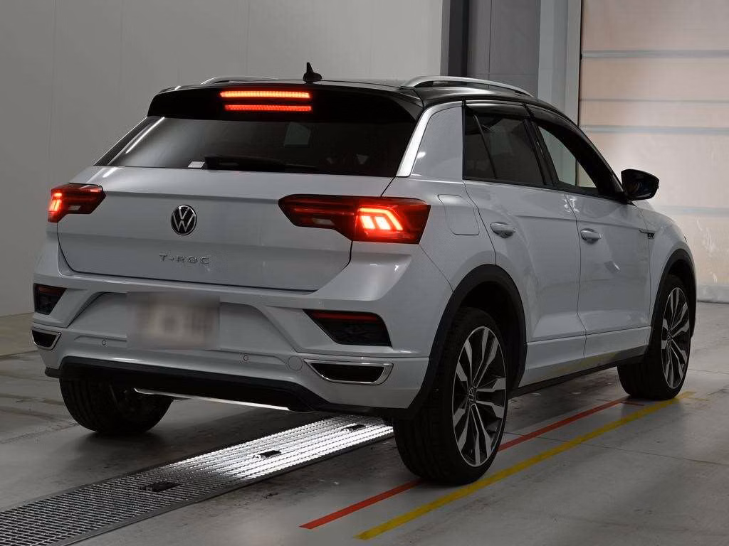 VOLKSWAGEN T-ROC