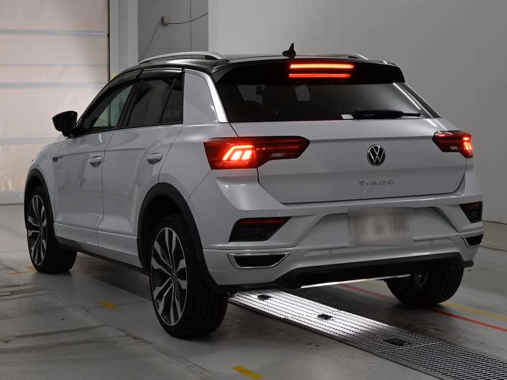 VOLKSWAGEN T-ROC