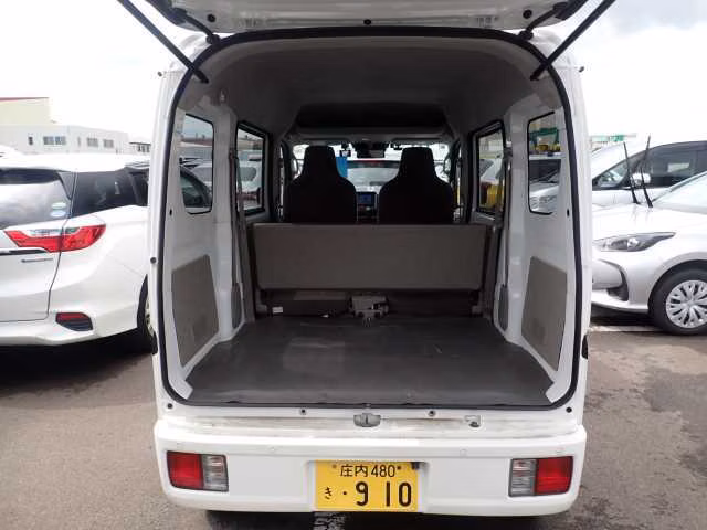 NISSAN NV100 CLIPPER