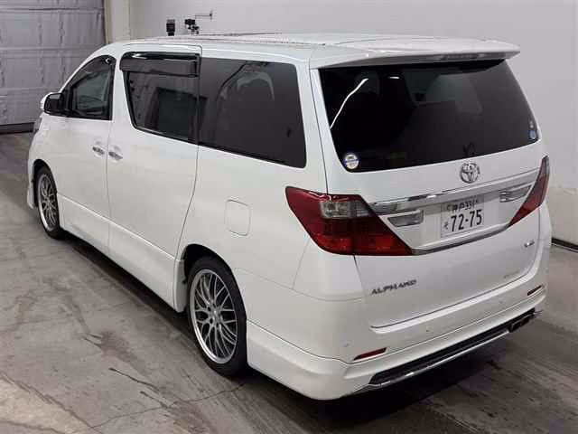 TOYOTA ALPHARD