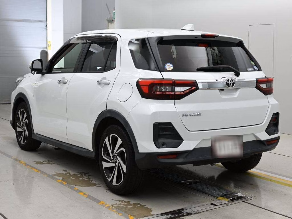 TOYOTA RAIZE