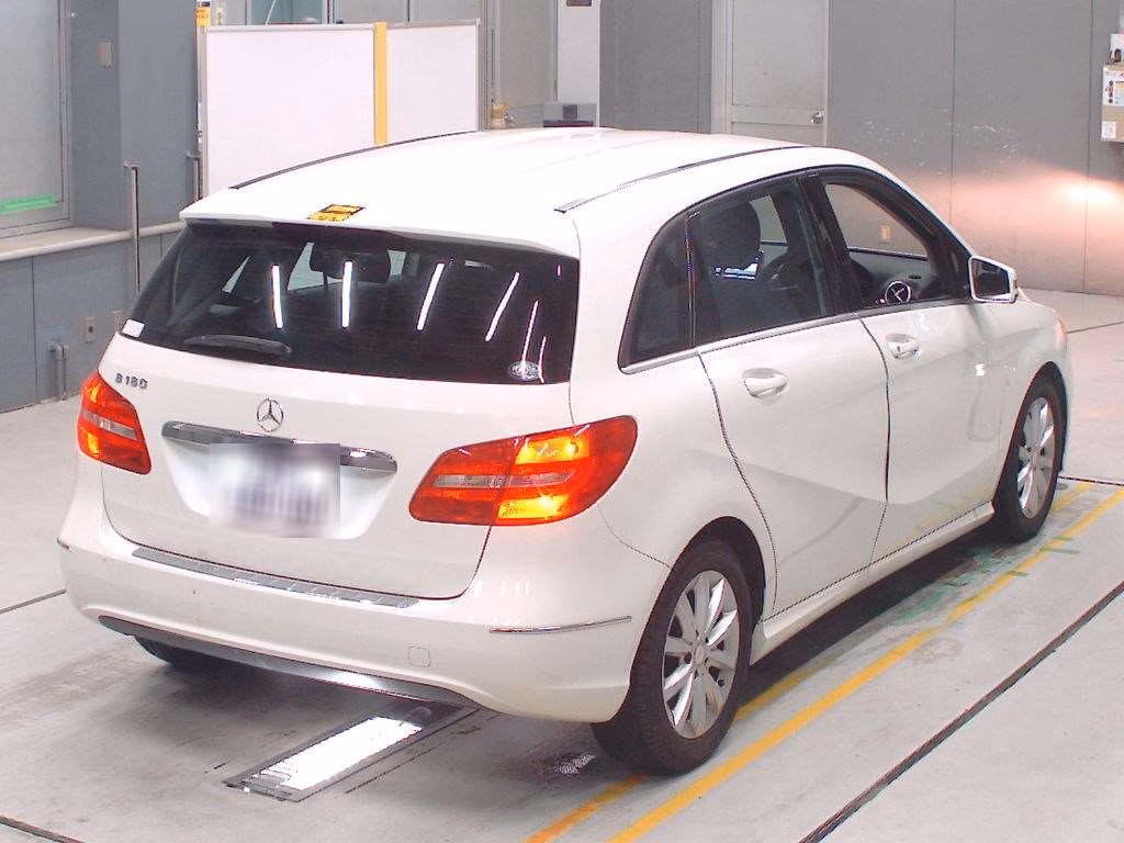 MERCEDES-BENZ B-CLASS