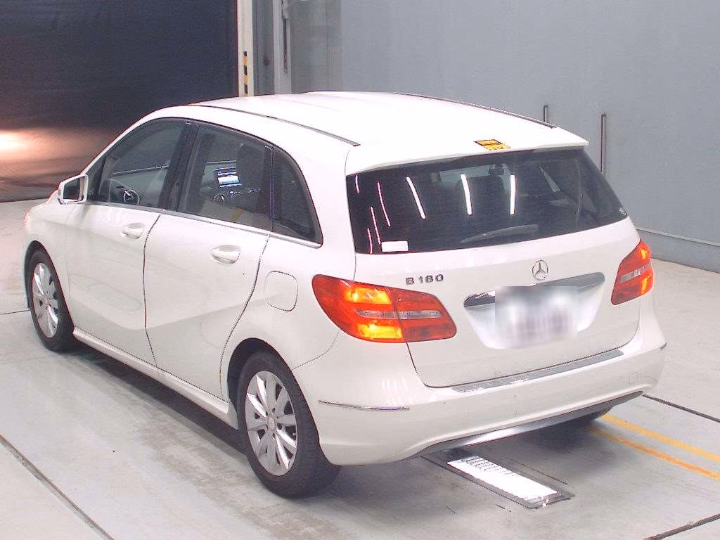 MERCEDES-BENZ B-CLASS