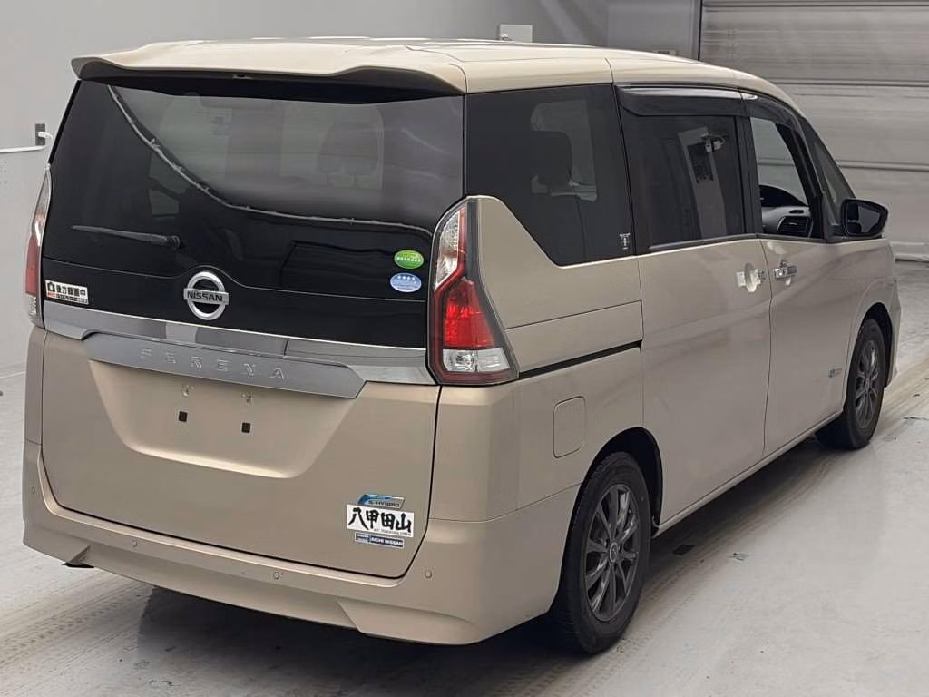 NISSAN SERENA