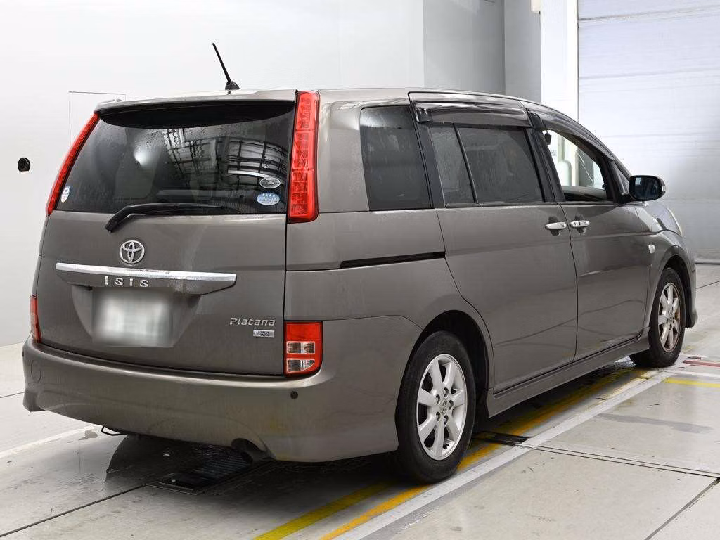 TOYOTA ISIS