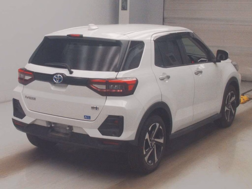 TOYOTA RAIZE