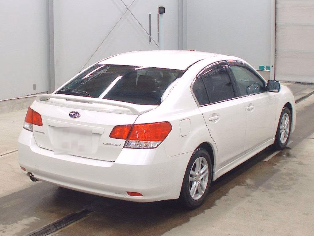 SUBARU LEGACY B4