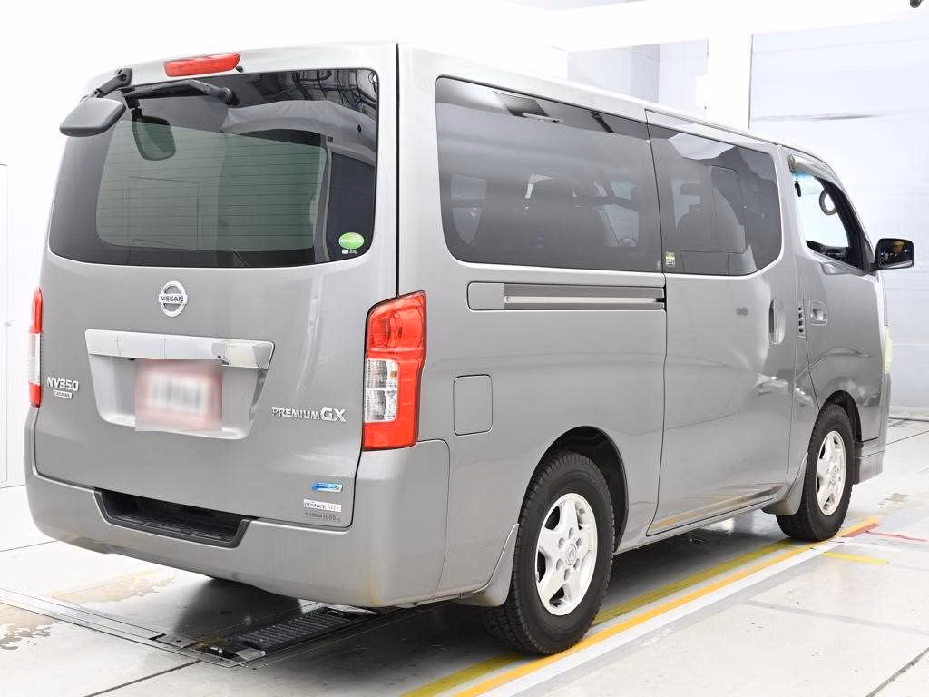 NISSAN NV350 CARAVAN