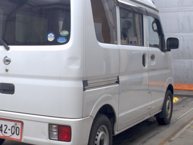 NISSAN NV100 CLIPPER
