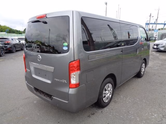 NISSAN NV350 CARAVAN