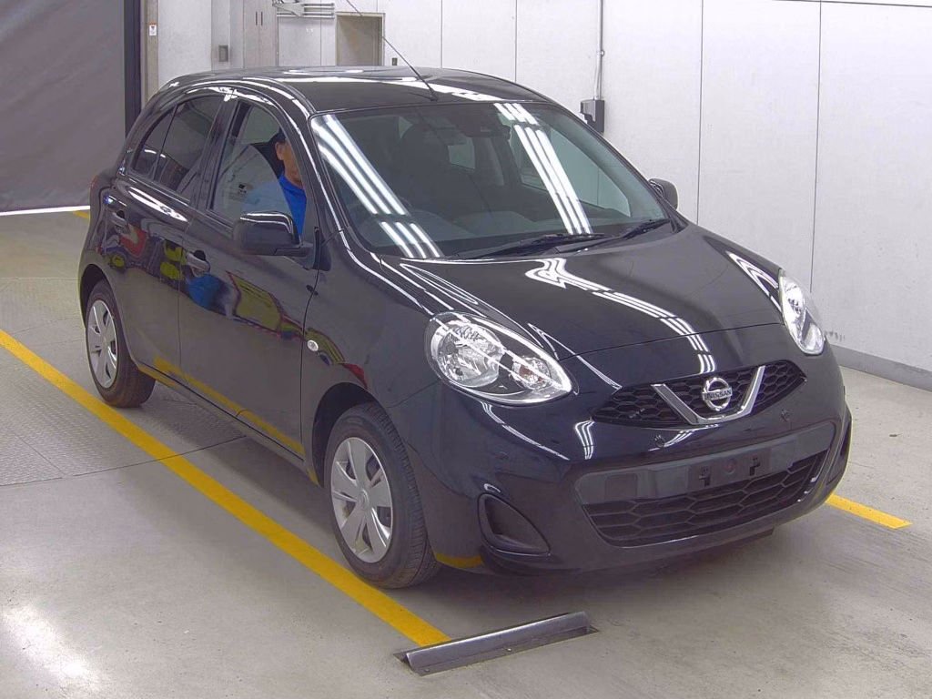 Nissan March
