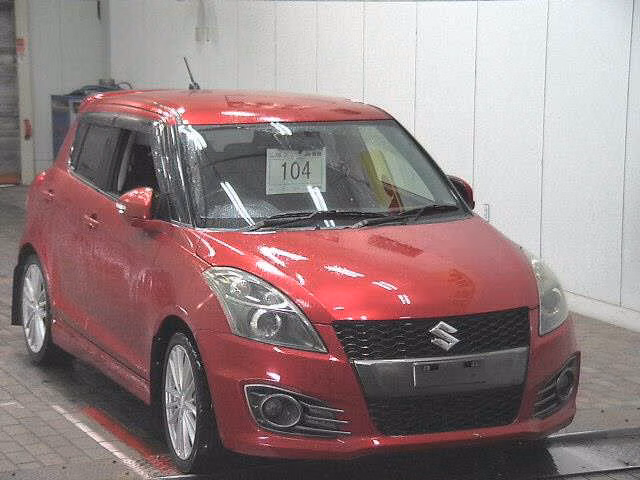 SUZUKI SWIFT