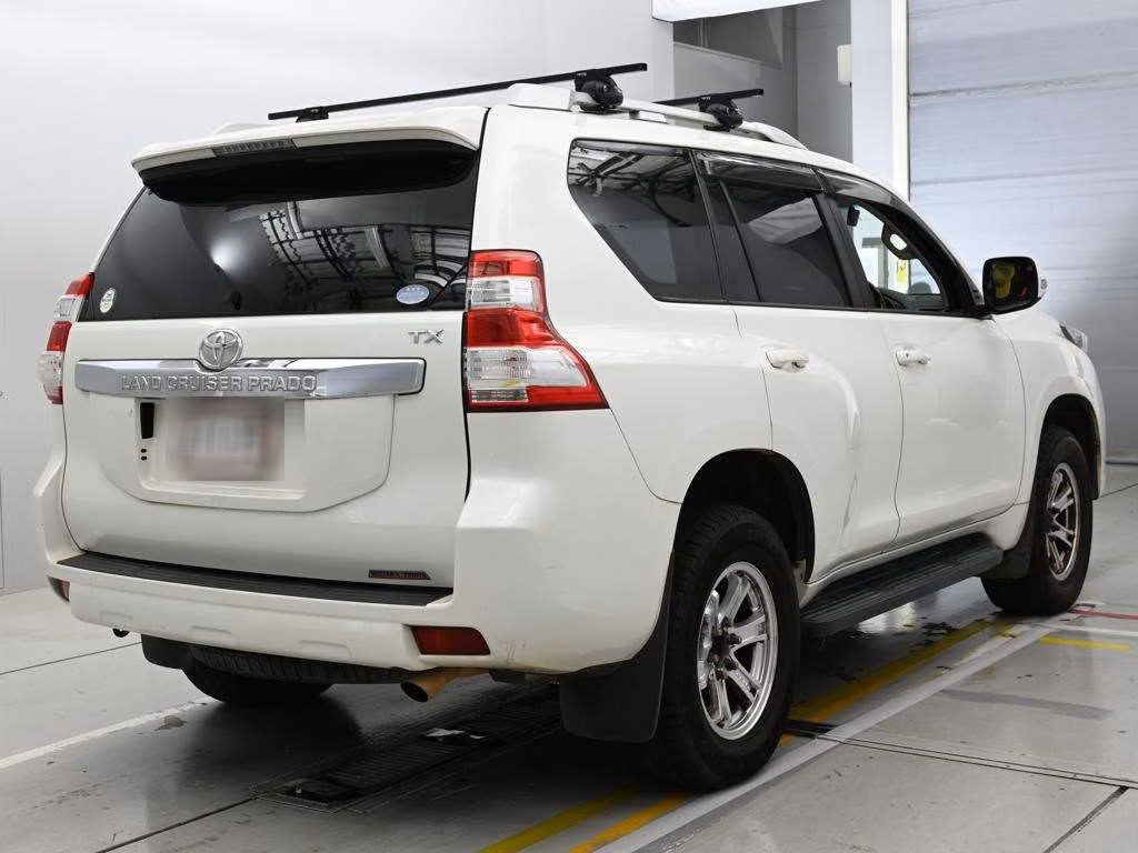 TOYOTA LAND CRUISER PRADO