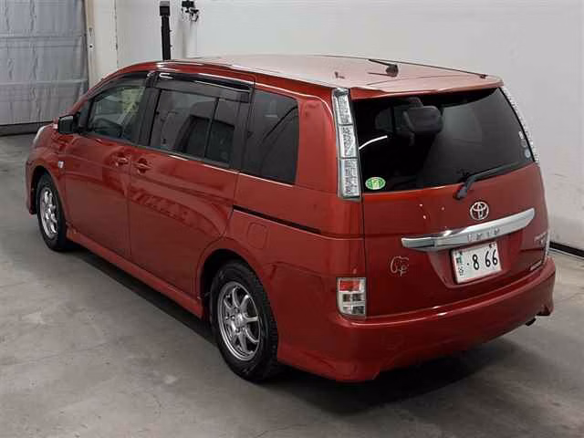 TOYOTA ISIS