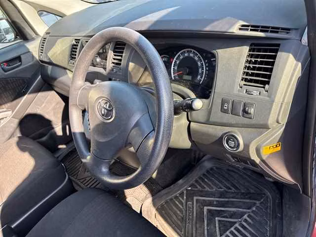 TOYOTA ISIS