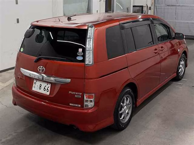 TOYOTA ISIS