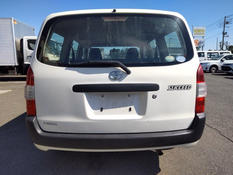 TOYOTA PROBOX