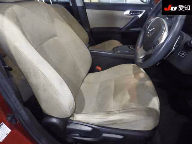 LEXUS CT200H