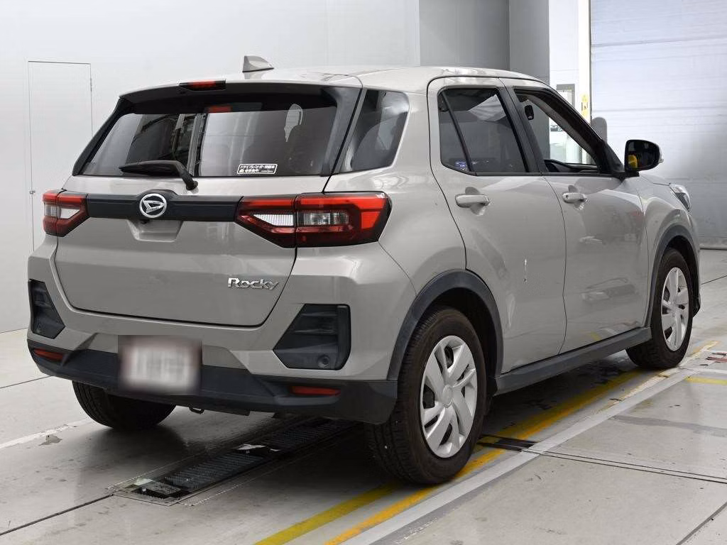DAIHATSU ROCKY