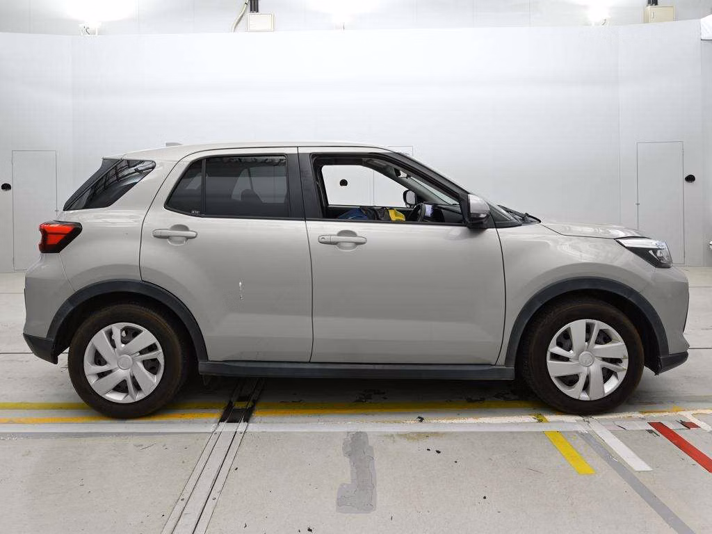DAIHATSU ROCKY