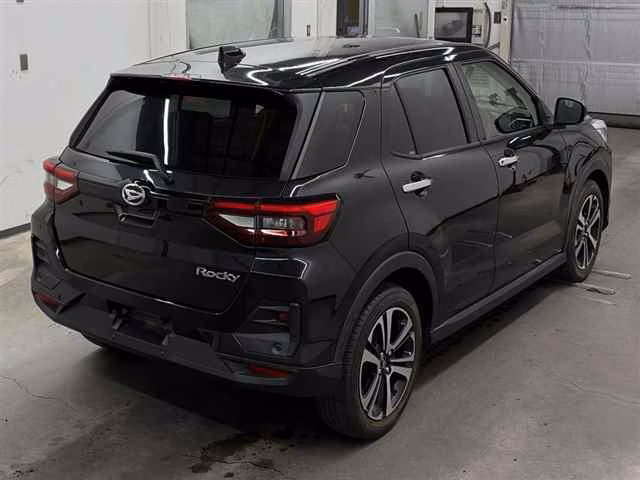 DAIHATSU ROCKY