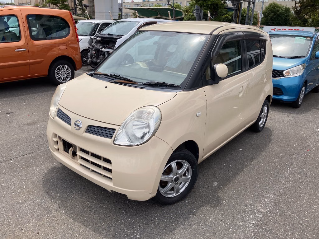 NISSAN MOCO