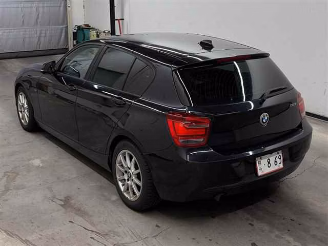 BMW 1-SERIES