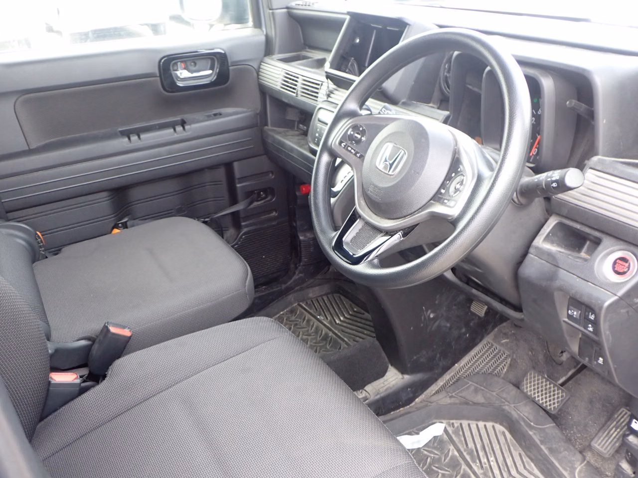 HONDA N-VAN