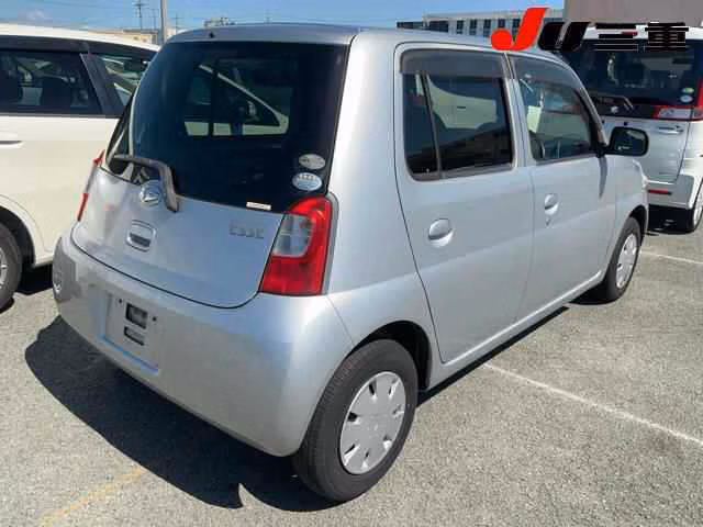 DAIHATSU ESSE