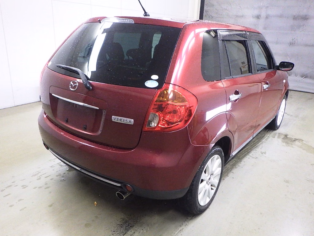 MAZDA VERISA