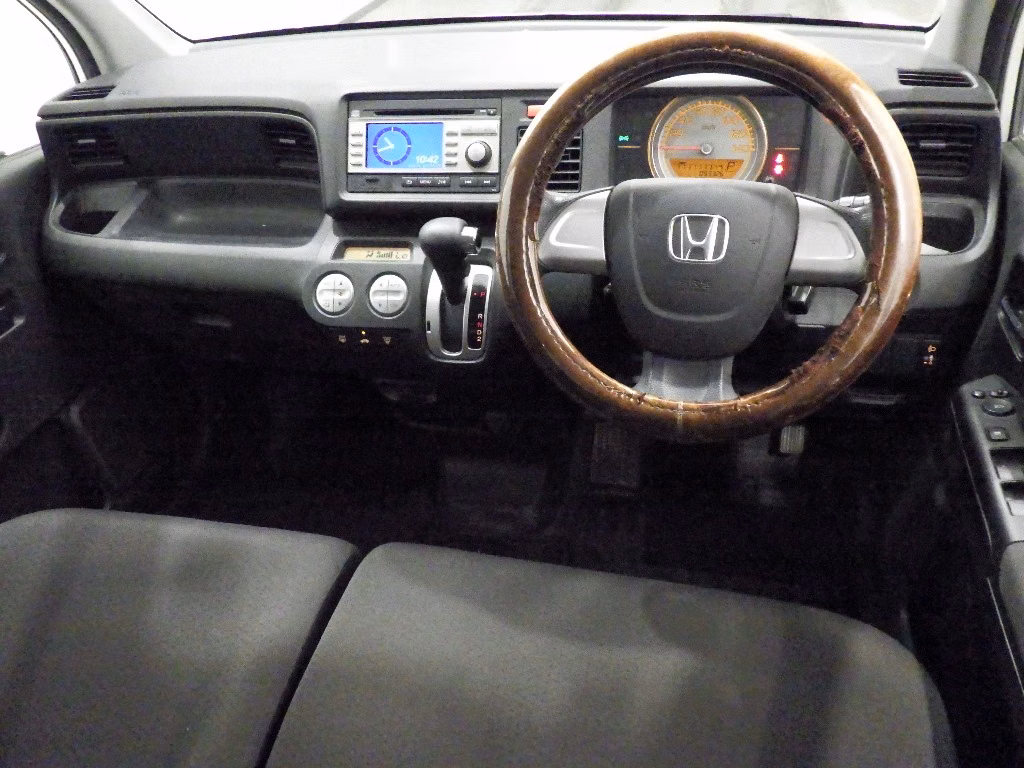 HONDA LIFE