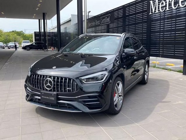 MERCEDES-BENZ GLA-CLASS